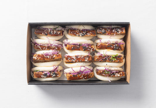 Teriyaki tofu, pickled Japanese radish & sesame bao