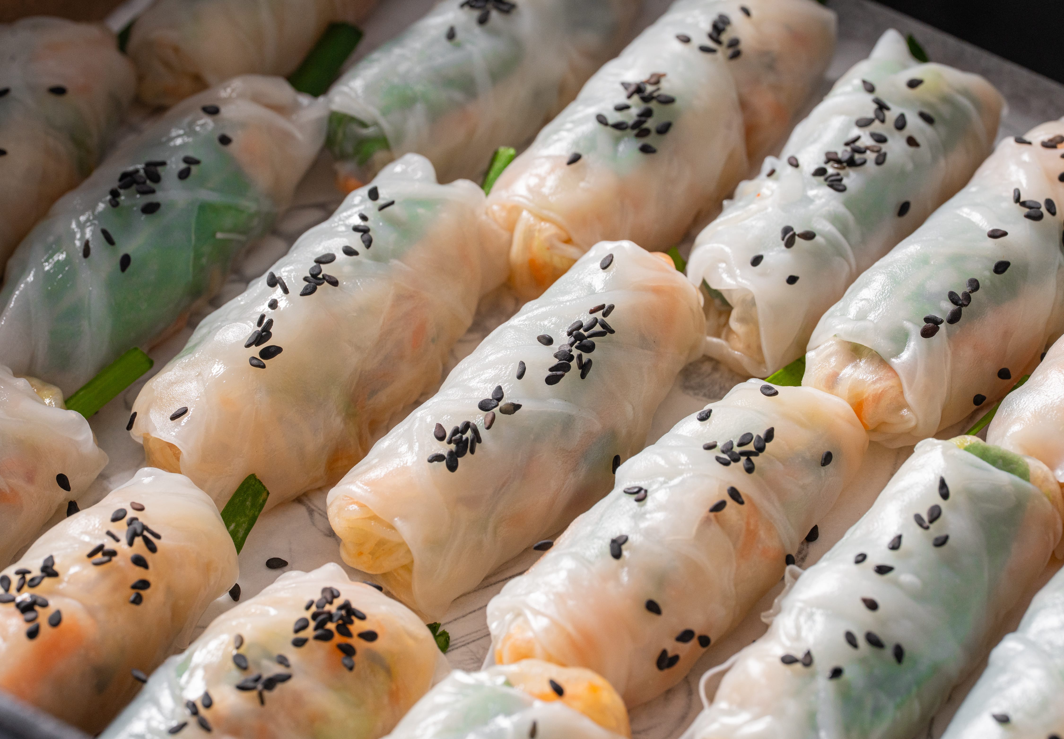 How To Roll Rectangular Rice Paper Vegetarian rice paper roll โ Catering by Simon Sandall