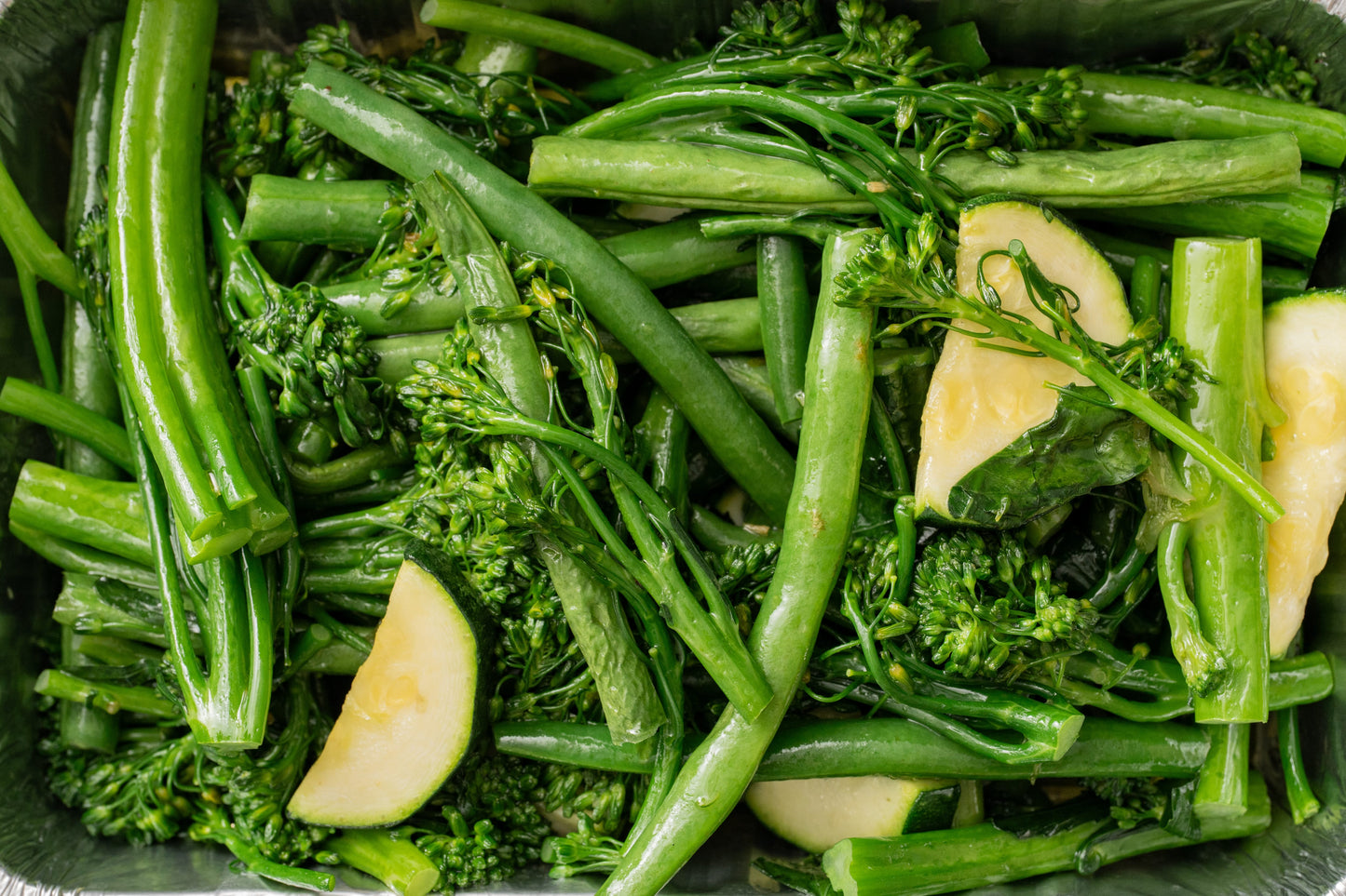 Steamed greens, lemon olive oil & oregano